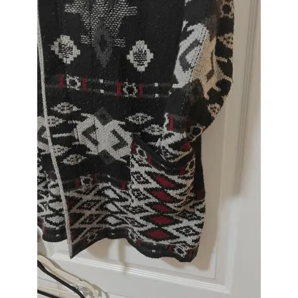 One In a Million Black Red Hooded Aztec Print Full Zip Cardigan Sweater Size 3XL - Picture 3 of 7